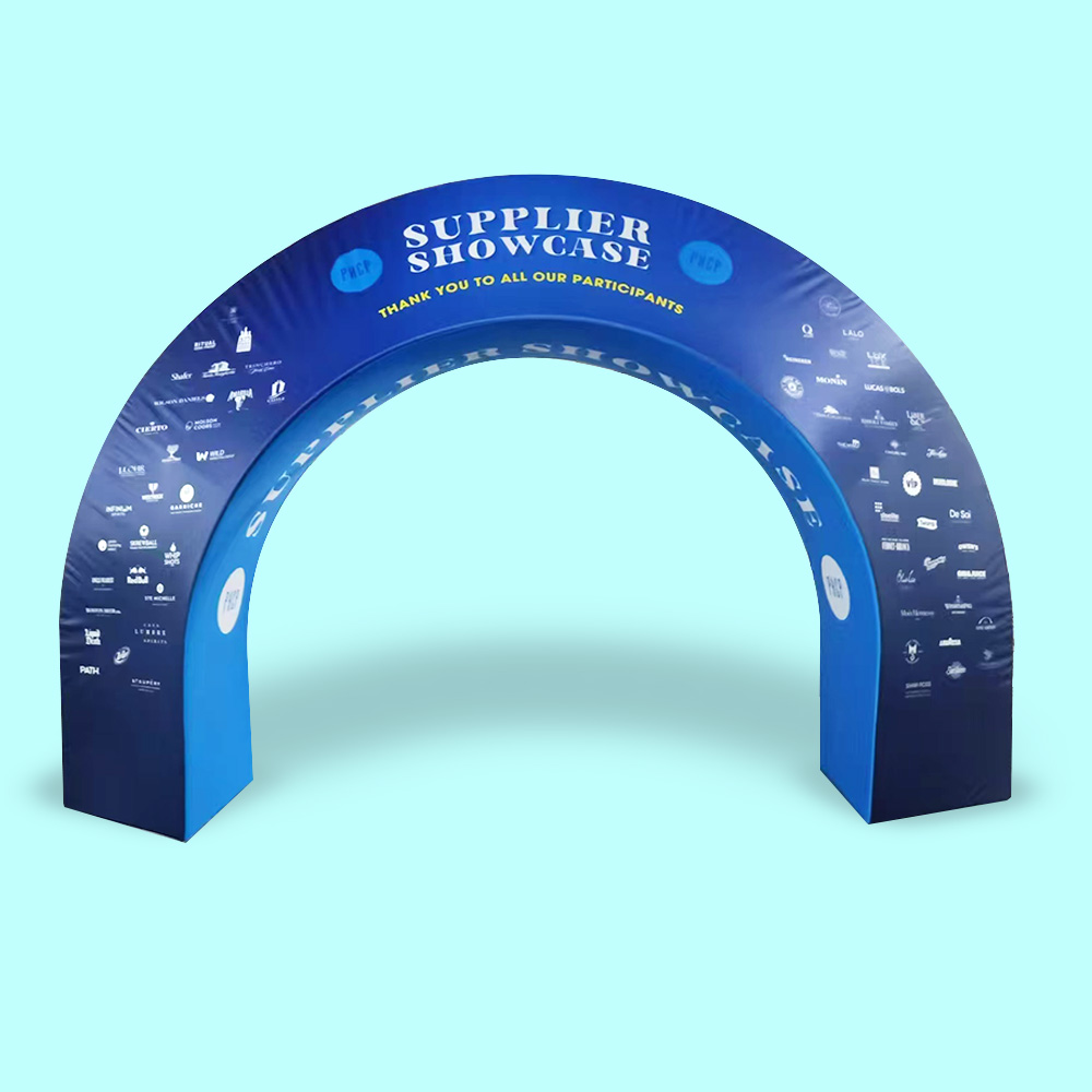 https://bigbanner.com.au/wp-content/uploads/2025/05/3D-Triangular-Archway-Display-13.jpg